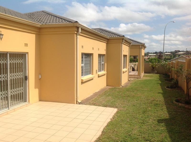 3 Bedroom Property for Sale in Southridge Park Eastern Cape